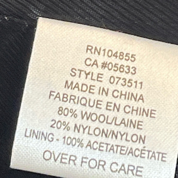 600 West Wool Red and Black Coat. Women size medium - Picture 8 of 8